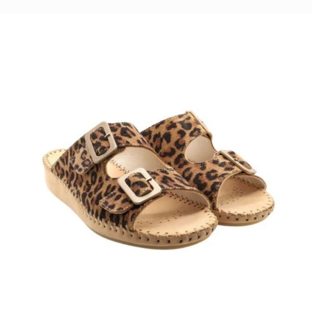 La Plume Jen Classic Sand Leopard